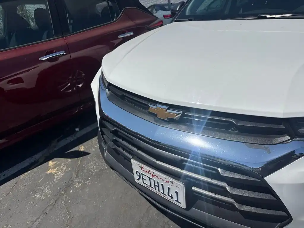 2023 Chevrolet Trailblazer LS's photo