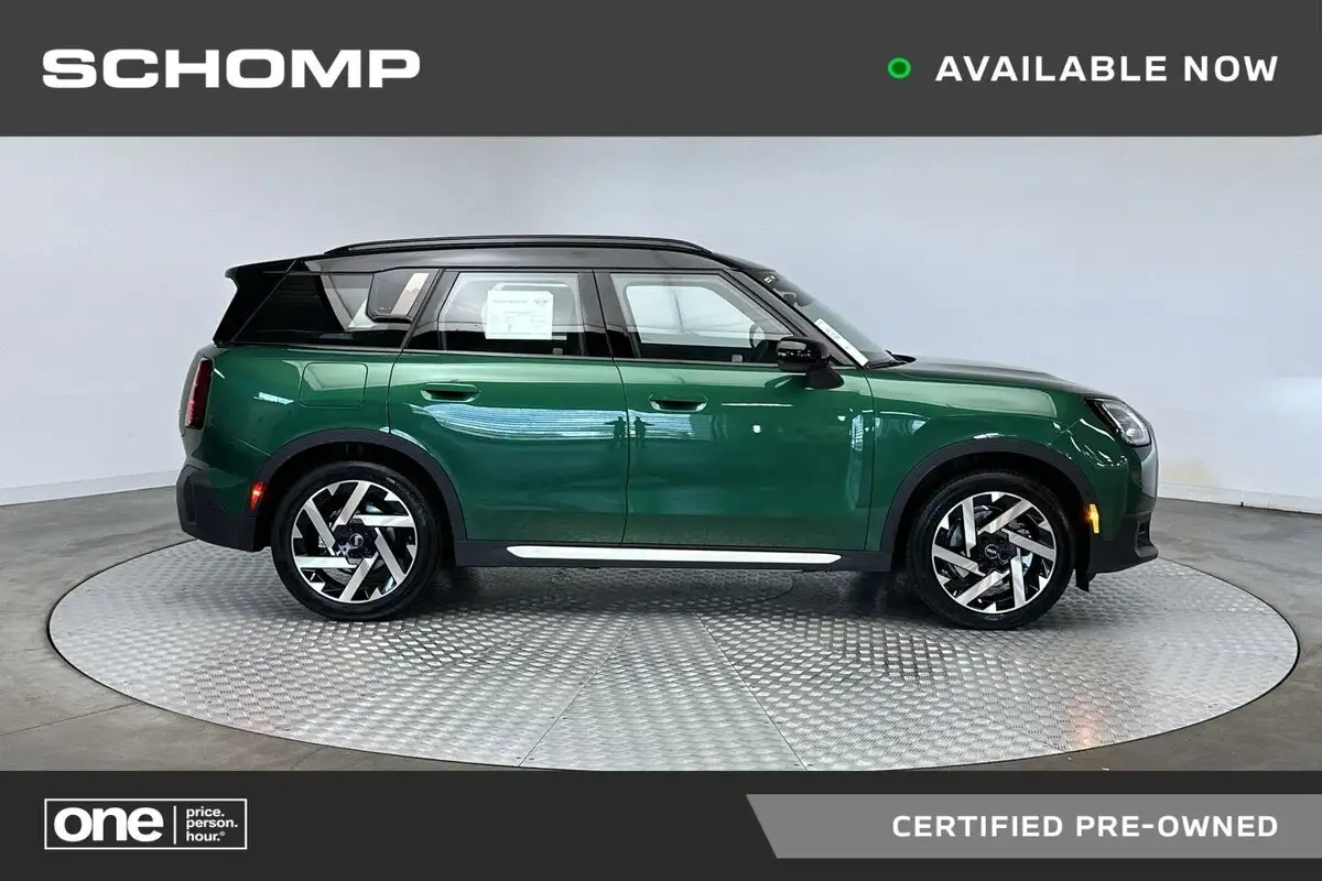 2025 MINI Countryman SE ALL4's photo