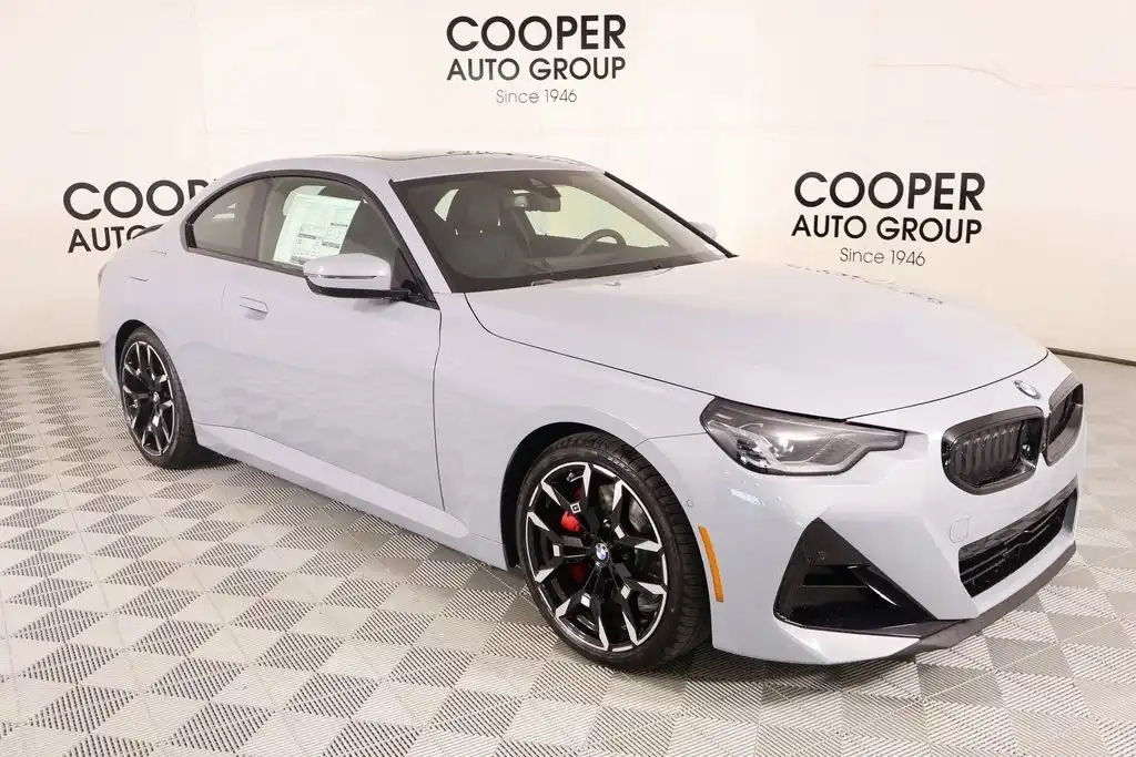 2026 BMW 2 Series 230i Coupe's photo