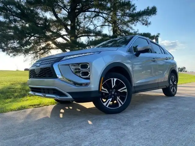 2026 Mitsubishi Eclipse Cross Black Edition S-AWC's photo