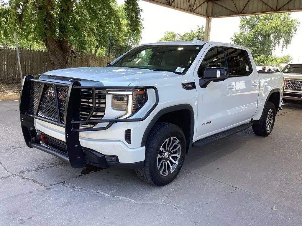 2022 GMC Sierra 4WD Crew Cab Short Box AT4's photo