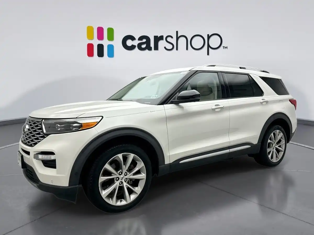 2021 Ford Explorer Platinum 4WD's photo