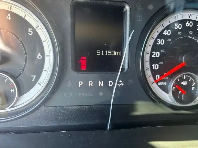 2019 RAM 1500 Classic Express Crew Cab 4WD 5'7's photo