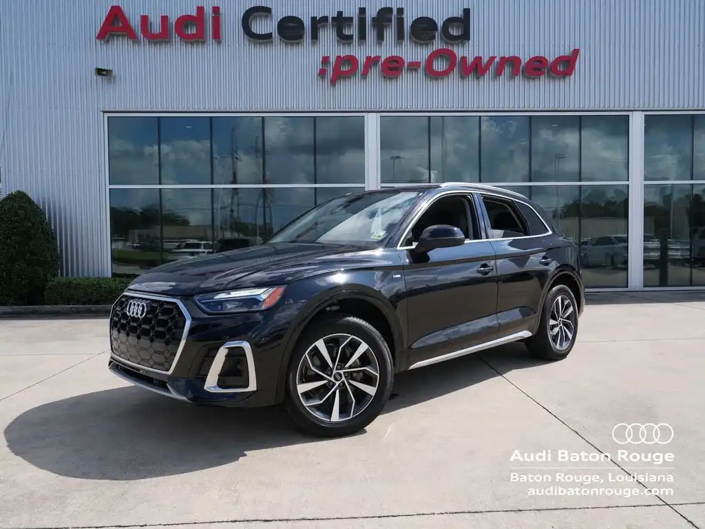 2023 Audi Q5 45 Premium's photo