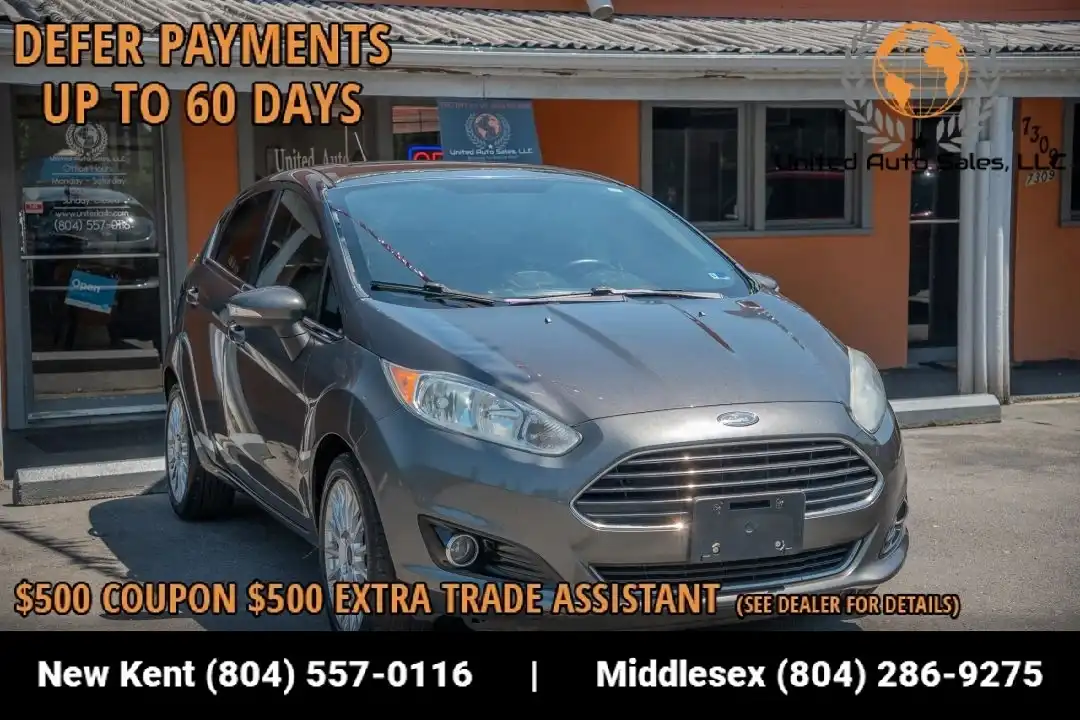2015 Ford Fiesta Titanium Hatch's photo