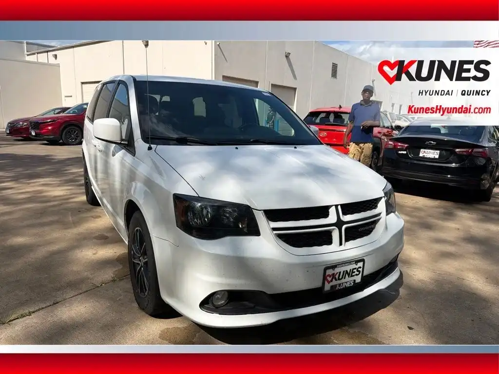 2019 Dodge Grand Caravan GT (Fleet)'s photo