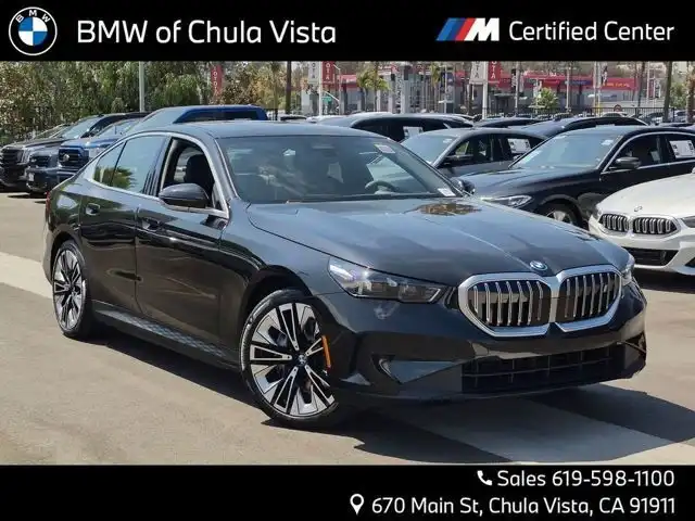 2027 BMW i5 eDrive40 Sedan's photo
