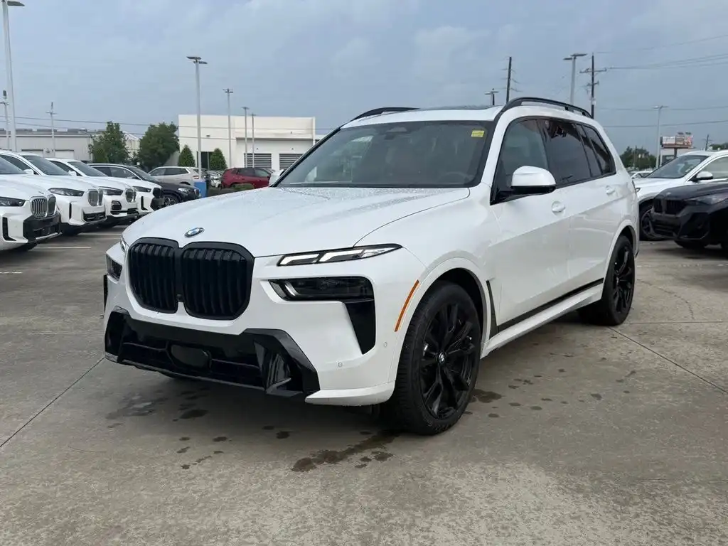 2027 BMW X7 xDrive40i's photo