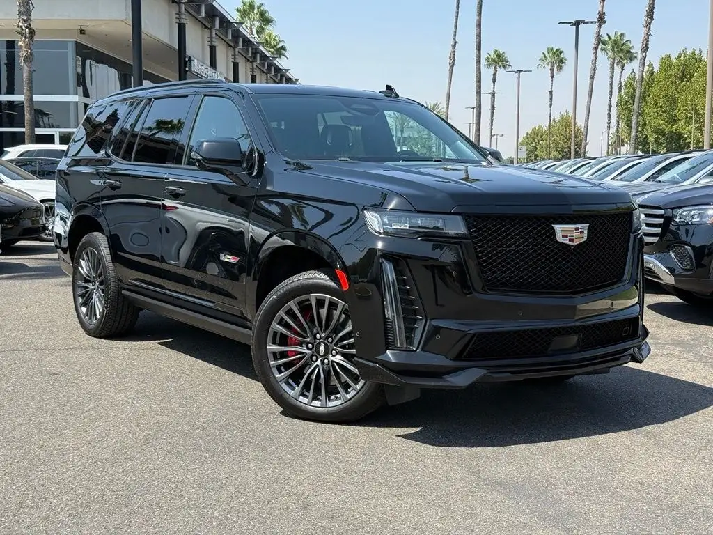 2023 Cadillac Escalade 4WD Escalade-V photo 1