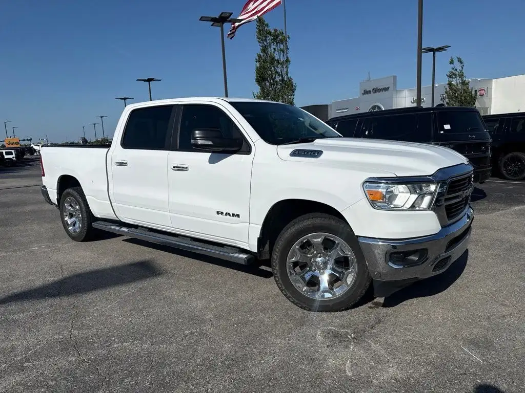 2020 RAM 1500 Big Horn/Lone Star 4x4 Crew Cab 6'4's photo