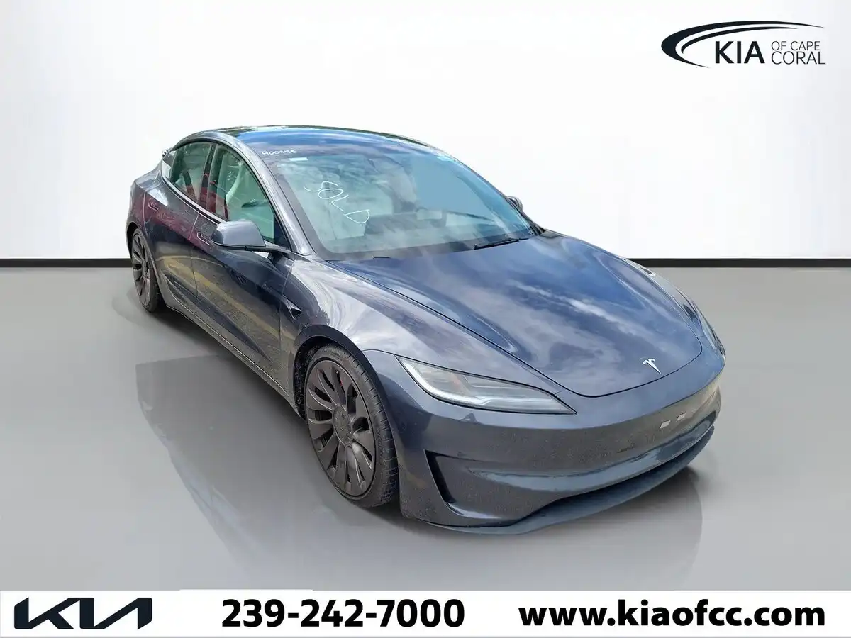 2024 Tesla Model 3 Performance's photo