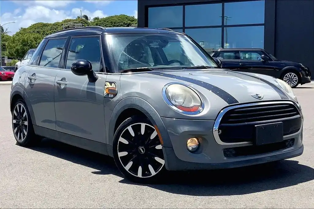 2016 MINI Cooper - 4 Door's photo