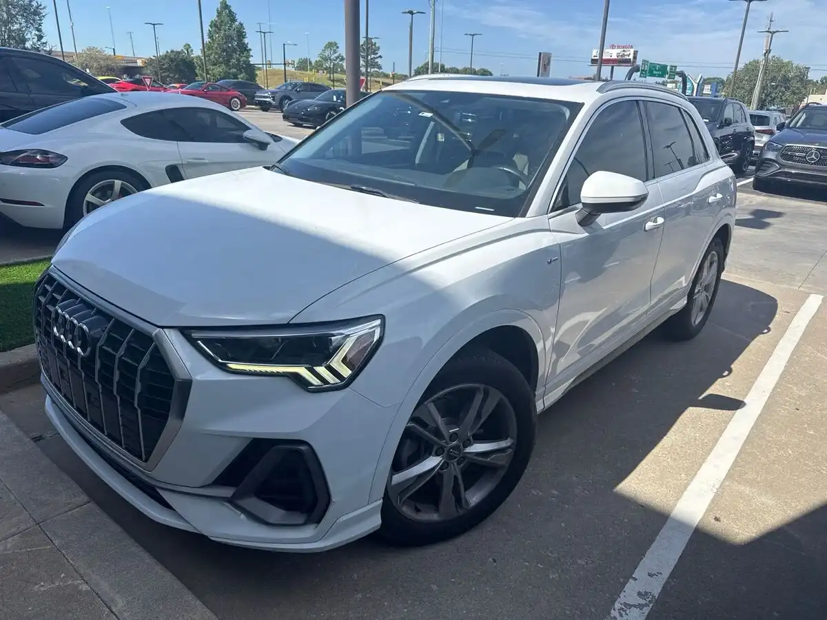 2020 Audi Q3 45 TFSI S Line Premium Plus quattro's photo