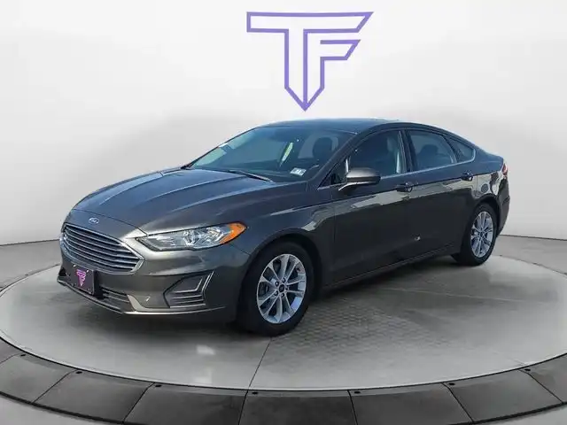 2019 Ford Fusion SE FWD's photo