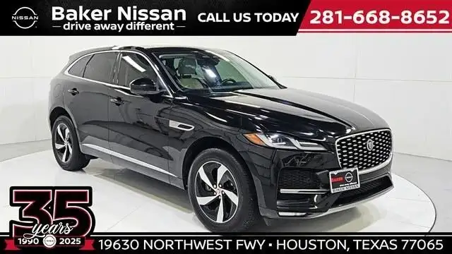 2022 Jaguar F-PACE P250 S's photo