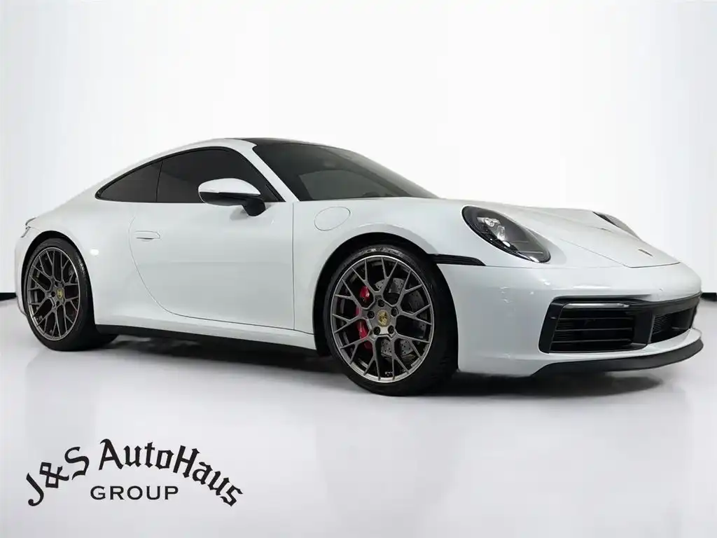 2020 Porsche 911 Carrera S Coupe's photo