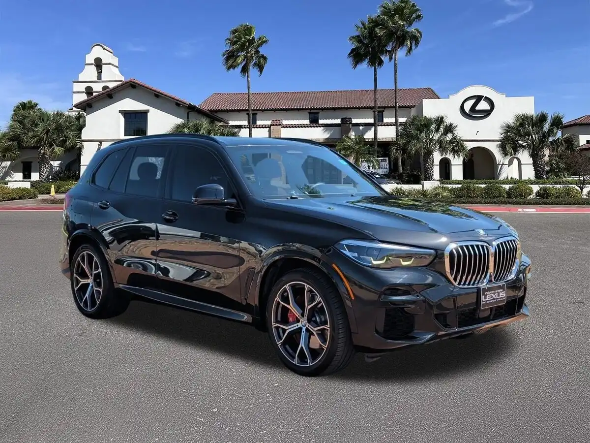 2022 BMW X5 xDrive40i's photo