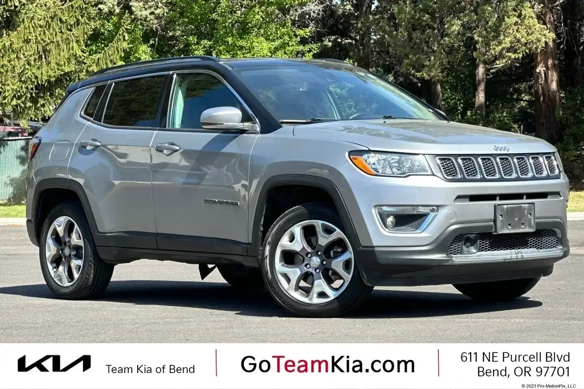 2021 Jeep Compass Limited 4X4's photo