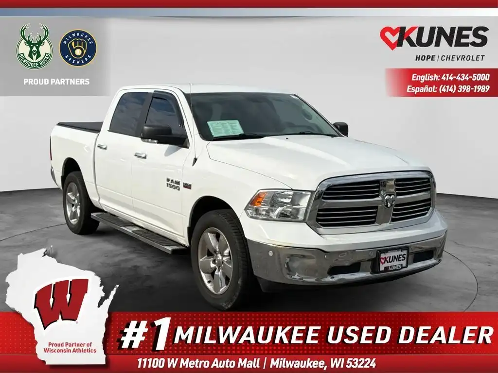 2018 RAM 1500 Big Horn 4WD Crew Cab 5'7's photo