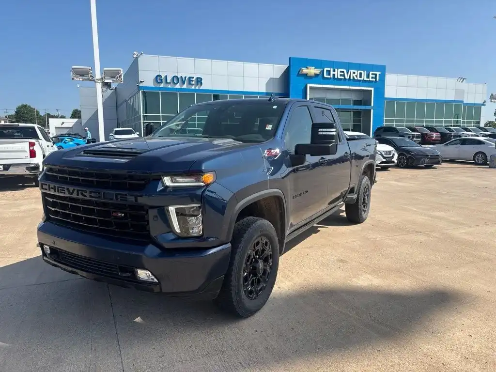 2022 Chevrolet Silverado HD LTZ 4WD Crew Cab Standard Box's photo