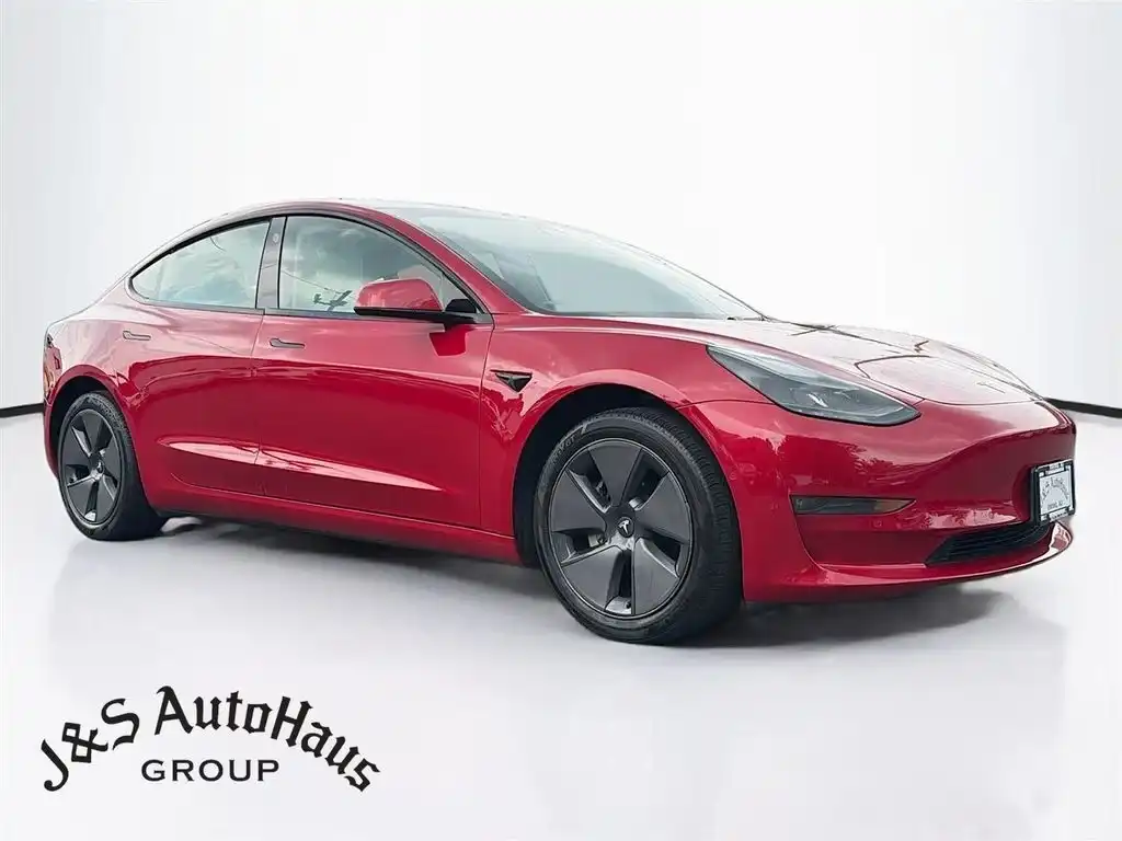 2022 Tesla Model 3 Long Range Dual Motor All-Wheel Drive's photo