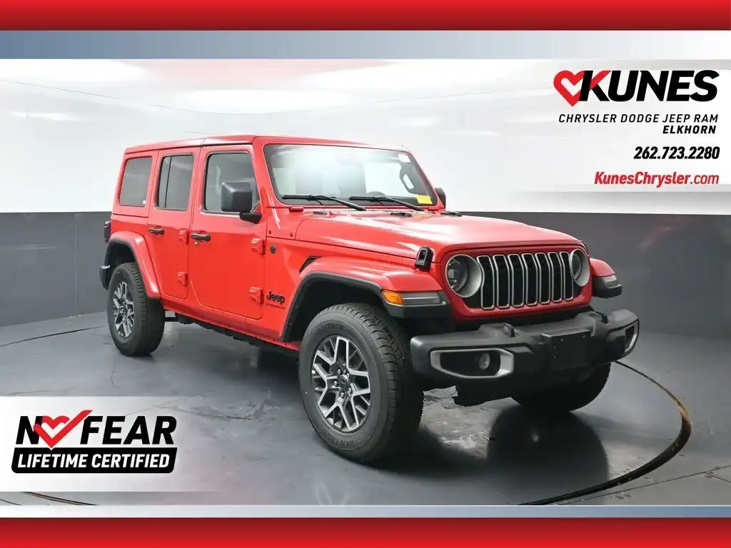 2025 Jeep Wrangler Sahara's photo