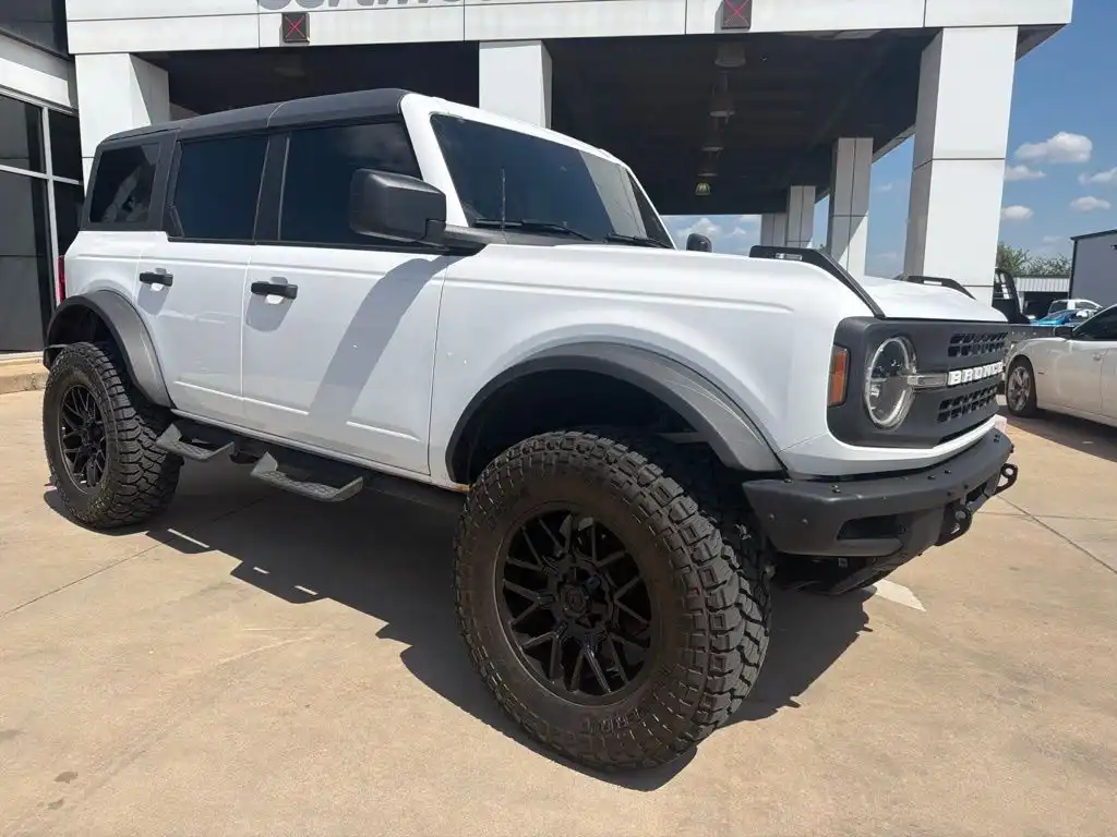 2024 Ford Bronco Black Diamond 4WD Mid (322A's photo