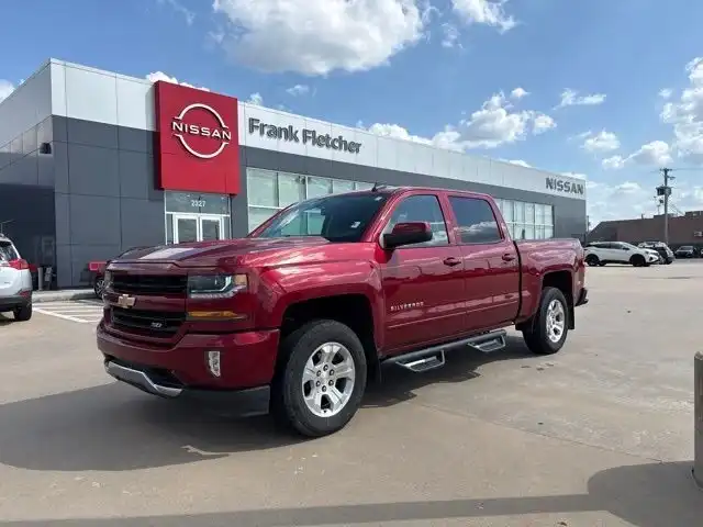 2018 Chevrolet Silverado 1500 Z71 4WD Crew Cab Short Box LT's photo