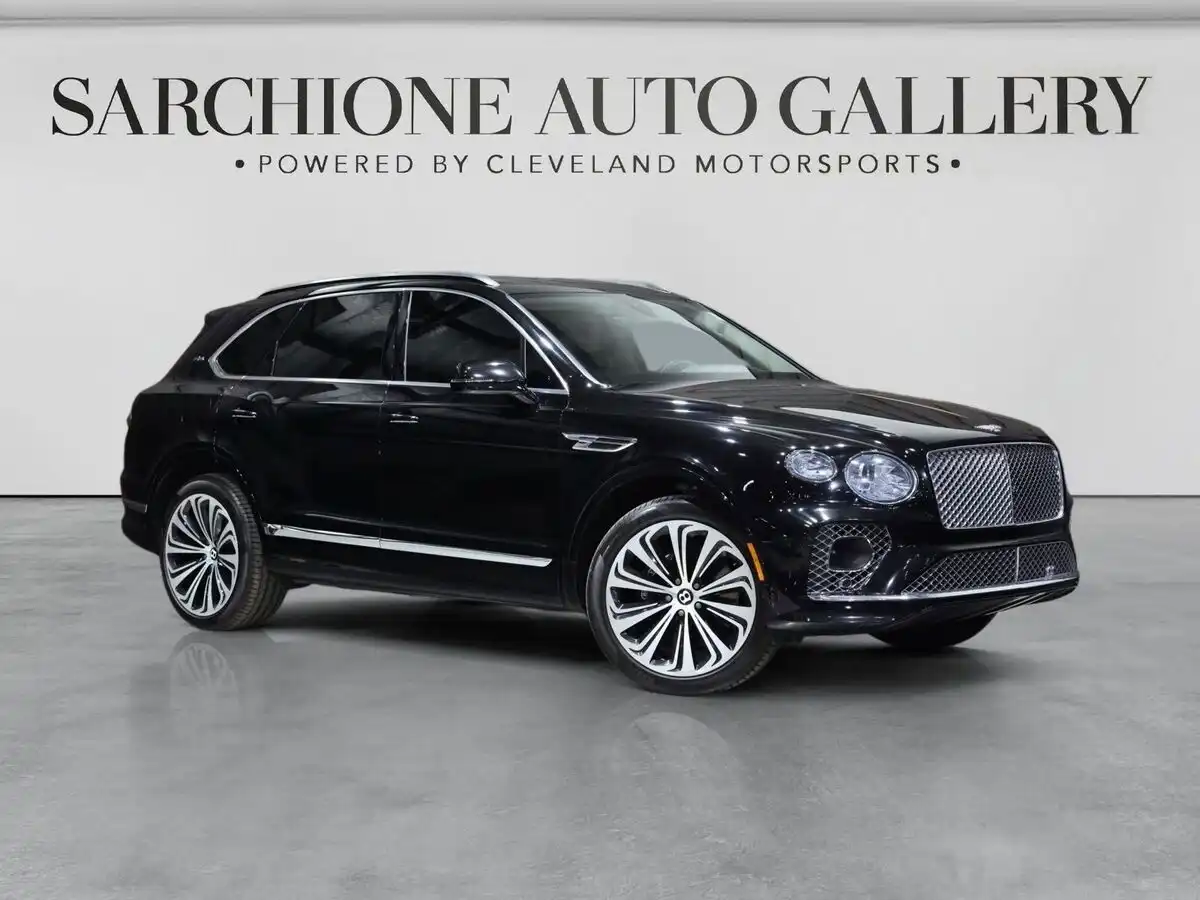 2021 Bentley Bentayga V8's photo