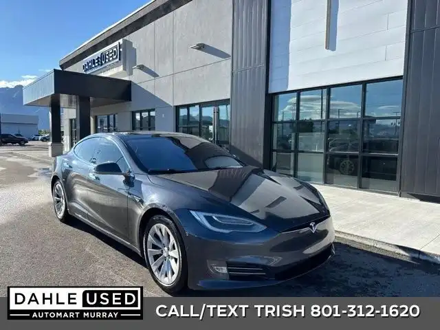 2016 Tesla Model S's photo
