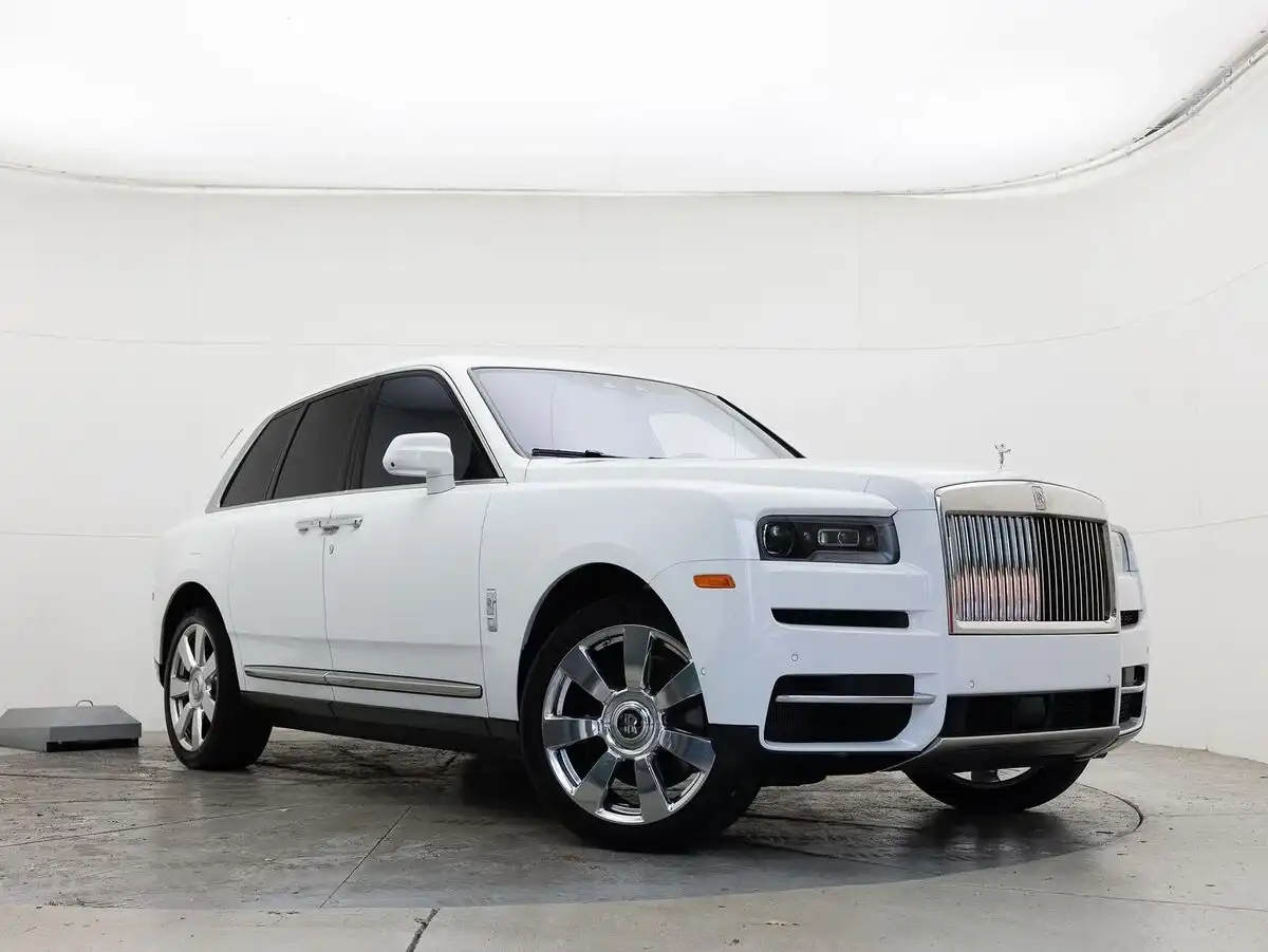 2024 Rolls-Royce Cullinan Base's photo