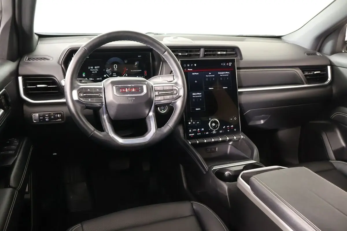2025 GMC Terrain Elevation AWD photo 3