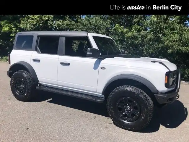 2022 Ford Bronco Wildtrak 4WD's photo