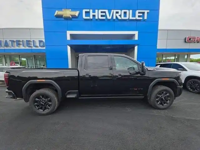 2026 GMC Sierra 4WD Crew Cab Standard Box AT4's photo