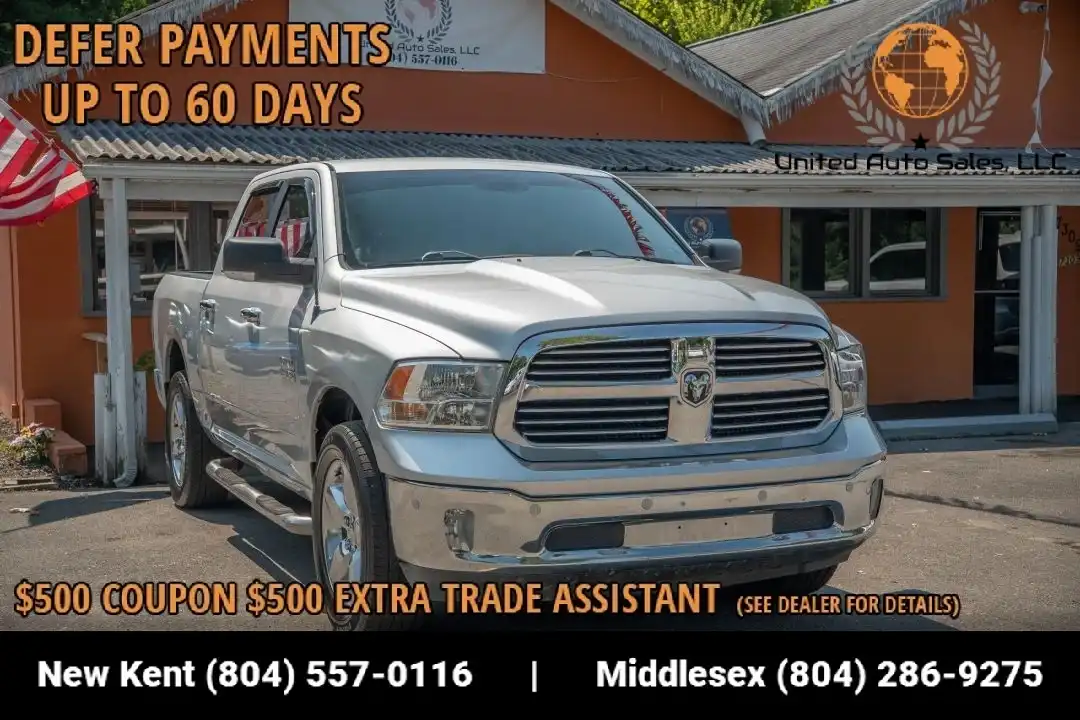 2017 RAM 1500 Big Horn 4x4 Crew Cab 5'7's photo