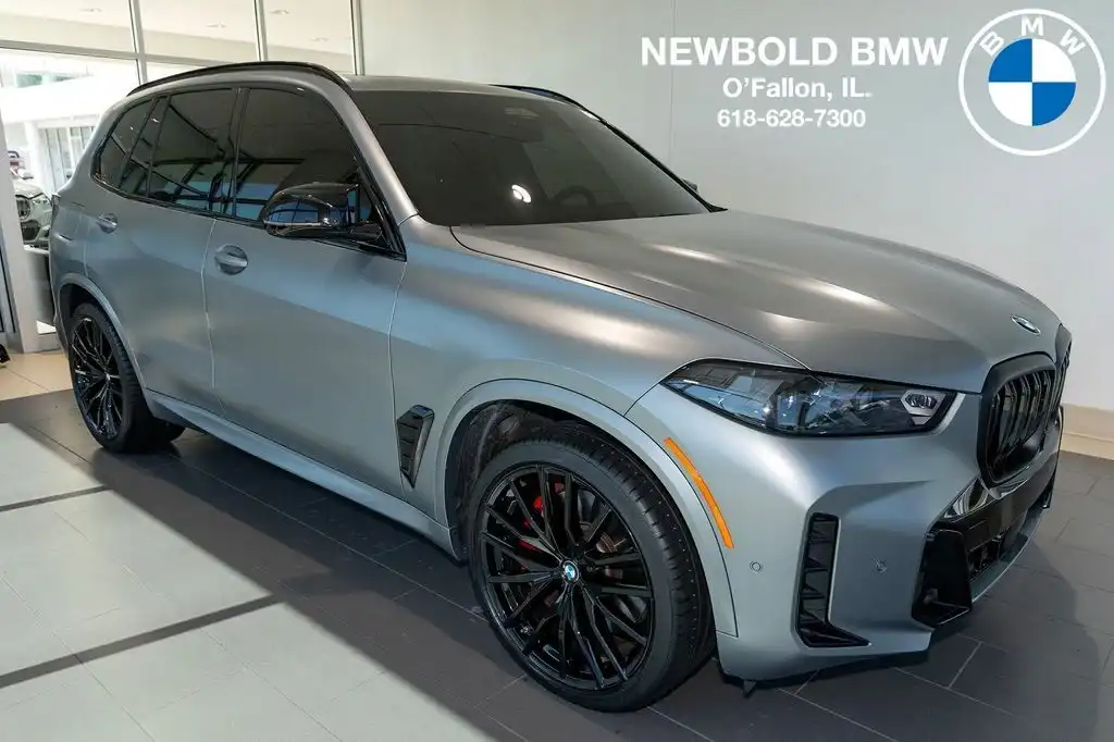 2025 BMW X5 M60i's photo