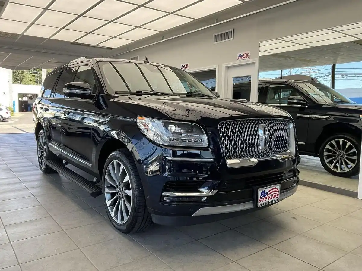 2021 Lincoln Navigator Reserve 4WD's photo