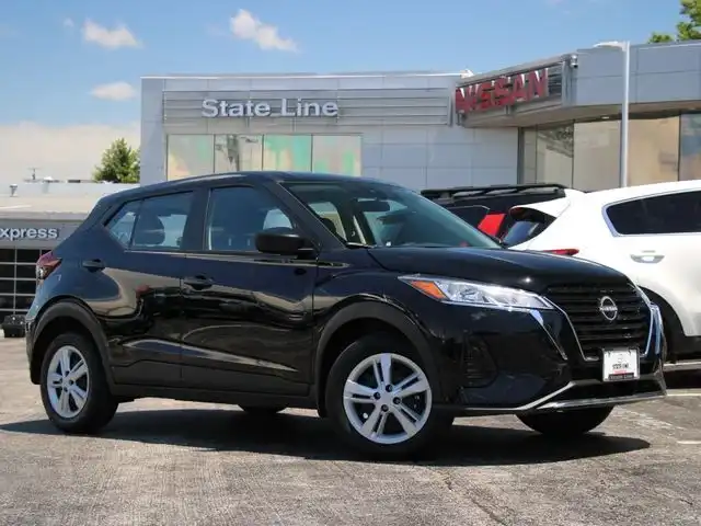 2025 Nissan Kicks Play 1.6 FWD's photo