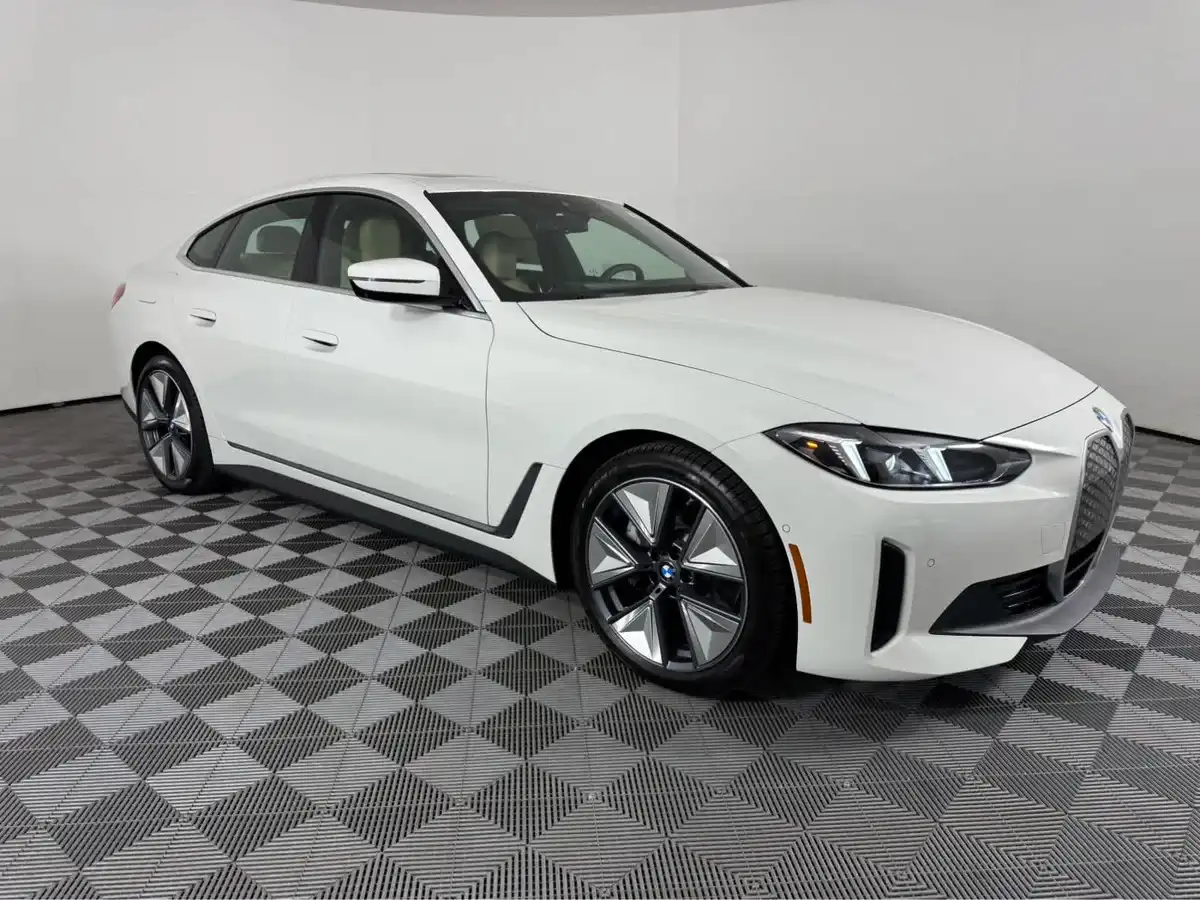 2026 BMW i4 xDrive40 Gran Coupe's photo