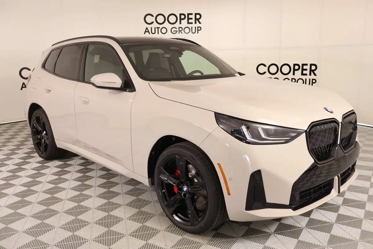 2026 BMW X3 30 XDRIVE's photo