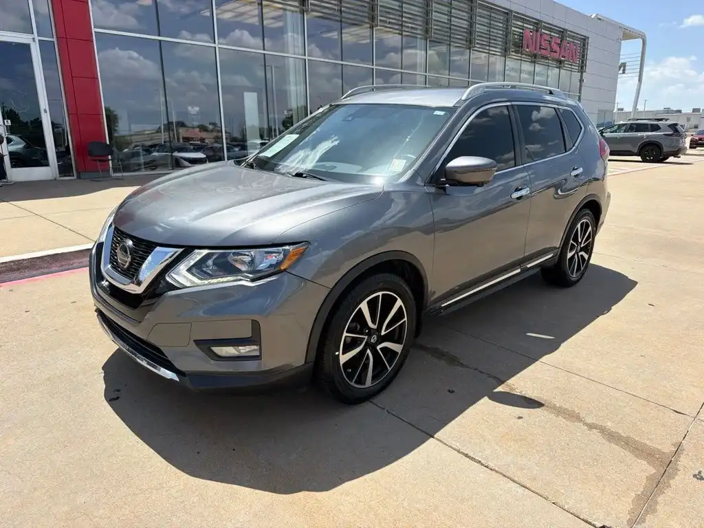 2020 Nissan Rogue SL FWD's photo