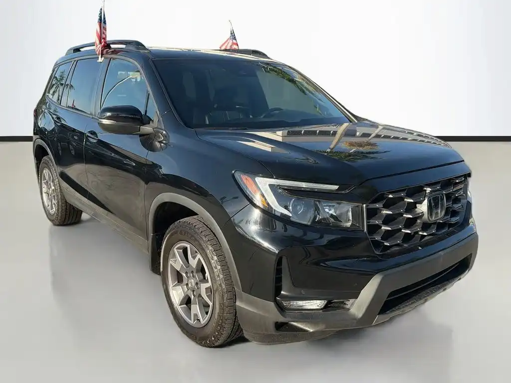 2023 Honda Passport 3.5 TrailSport 4WD Auto's photo