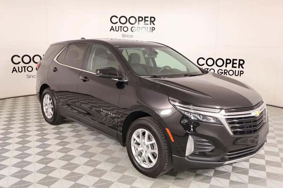 2023 Chevrolet Equinox 2FL's photo