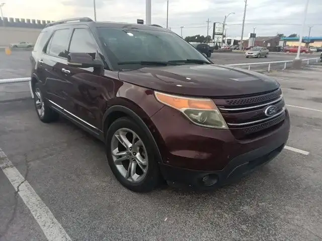 2011 Ford Explorer Limited's photo