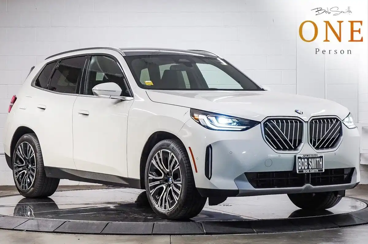 2026 BMW X3 30 XDRIVE's photo