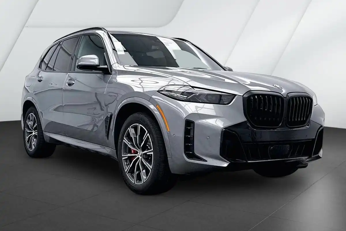 2026 BMW X5 xDrive50e's photo