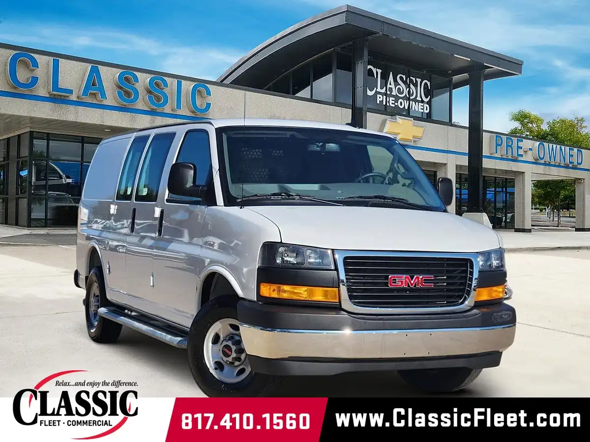 2025 GMC Savana 2500's photo