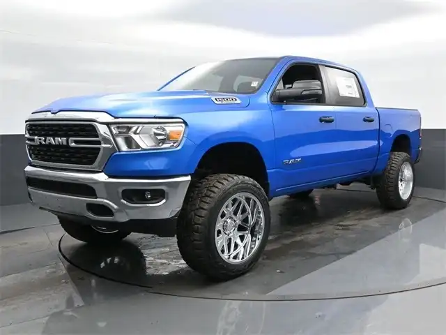 2024 RAM 1500 Big Horn/Lone Star 4x4 Crew Cab 5'7's photo