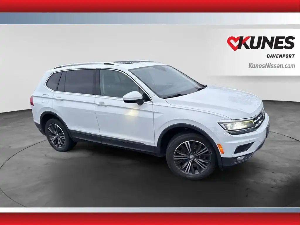 2018 Volkswagen Tiguan 2.0T SEL Premium 4Motion's photo