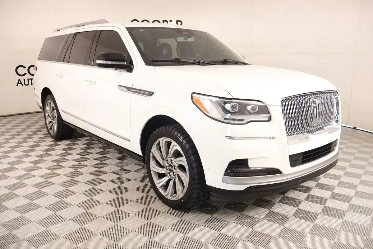 2023 Lincoln Navigator Reserve L 4WD's photo